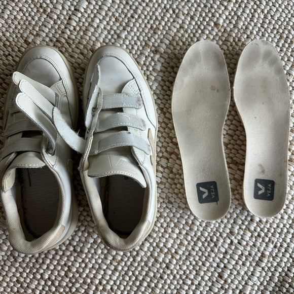 Veja Recife Logo Sneaker White-Natural - Picture 6 of 6